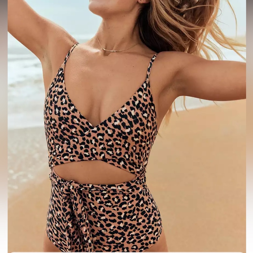 Aerie Leopard Wrap One Piece Swimsuit size small
